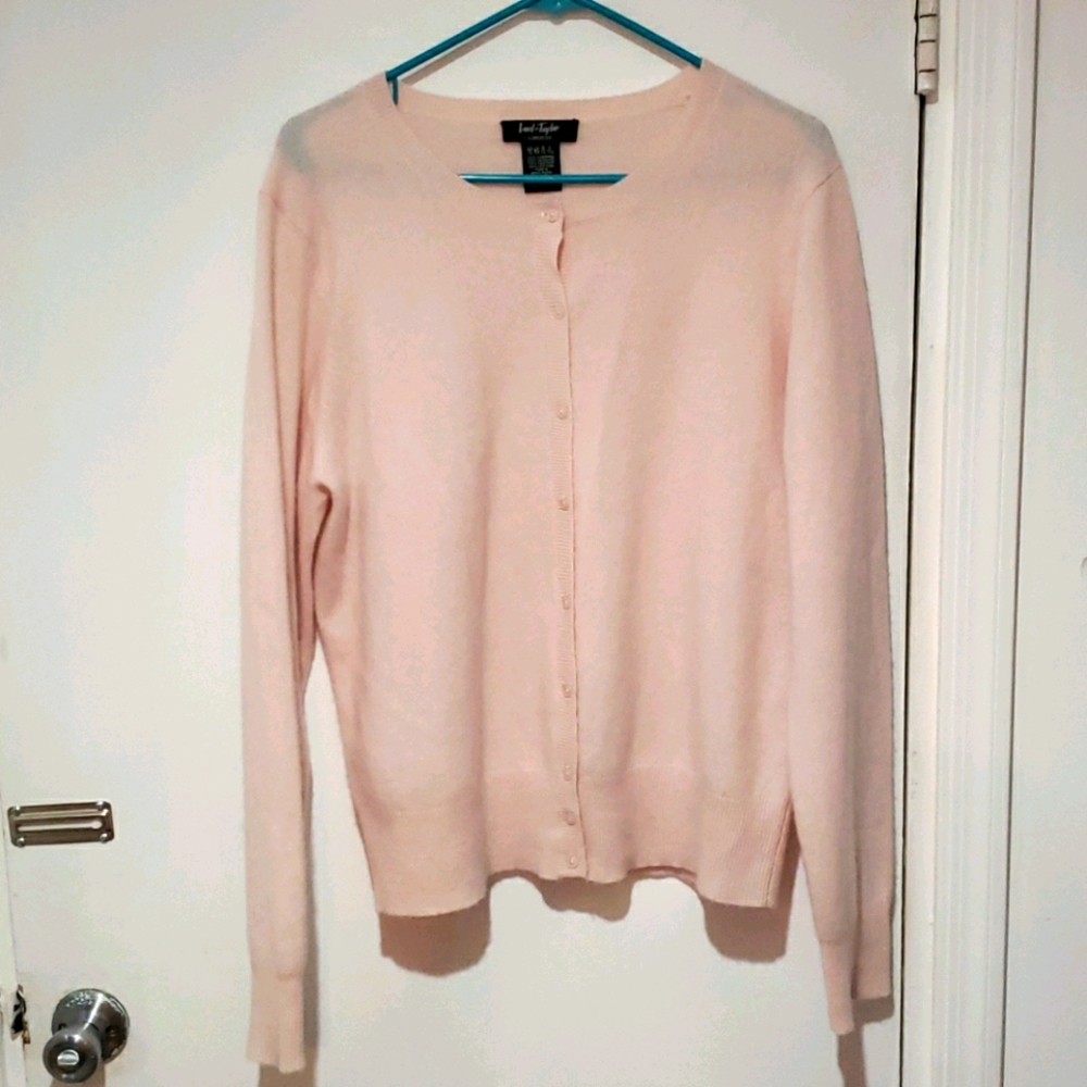 Lord & Taylor cashmere cardigan.Light pink.SizeXl